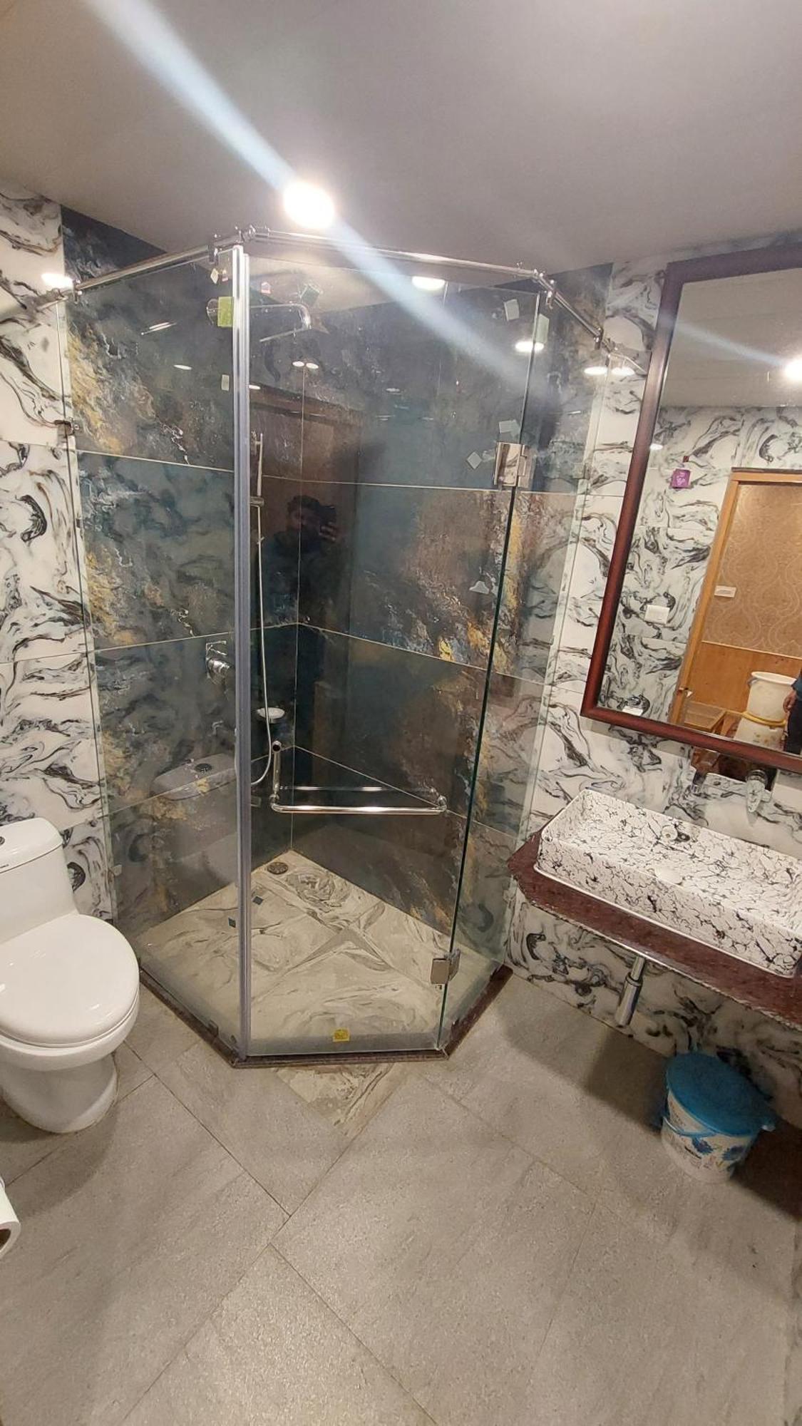 Hotel Outlook Pahalgam Luaran gambar
